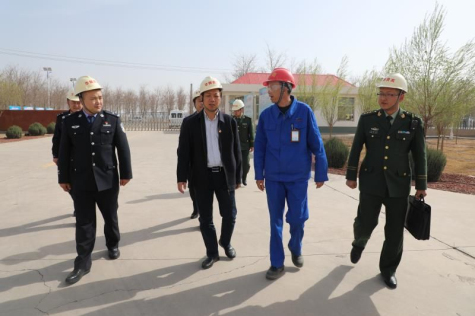 中衛市副市長劉啟峰率隊 到寧夏華御開展消防安全大檢查